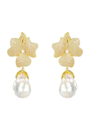 Baroque Pearl White Flower Earrings Yellow Gold