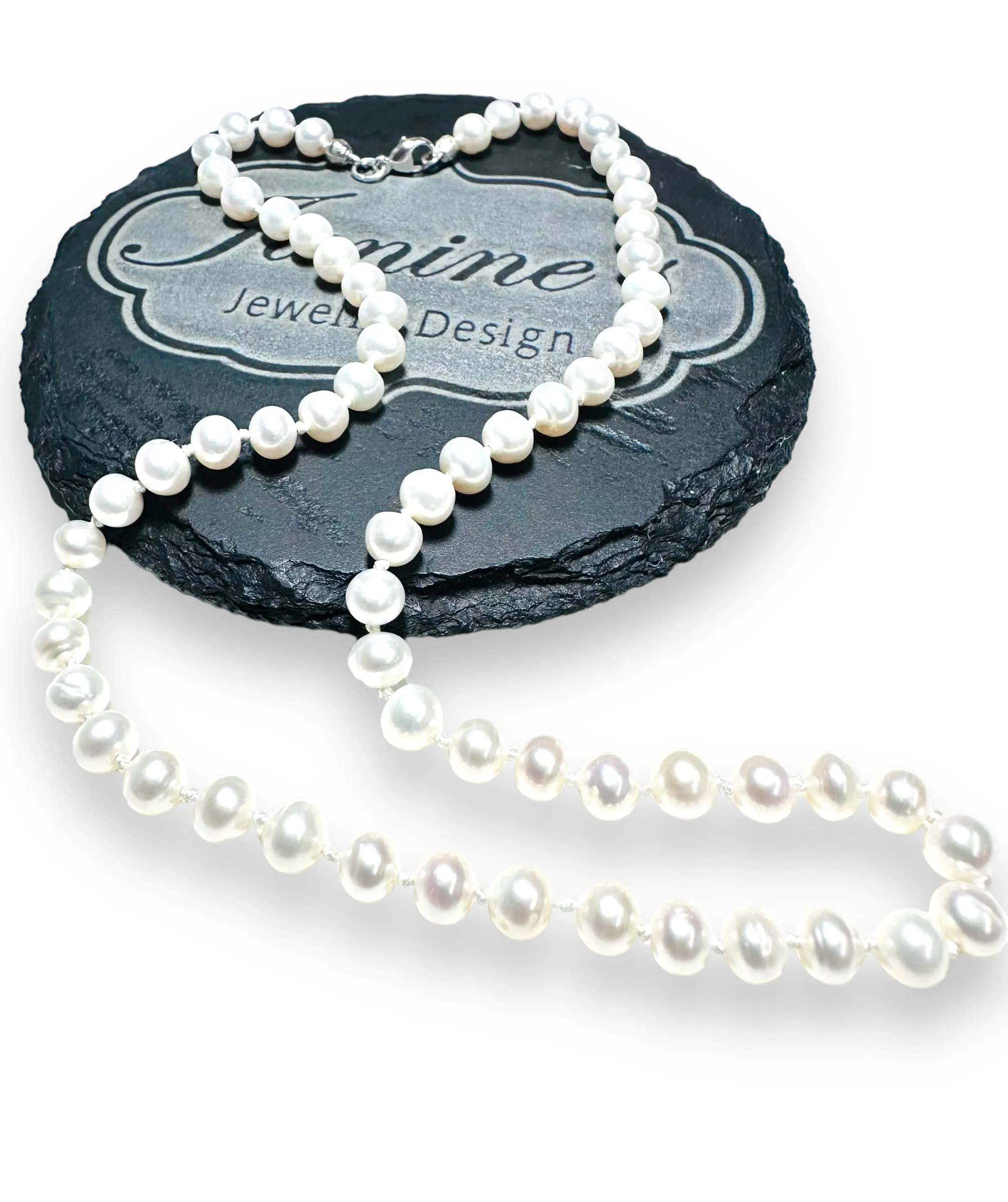 Classic Pearl Necklace