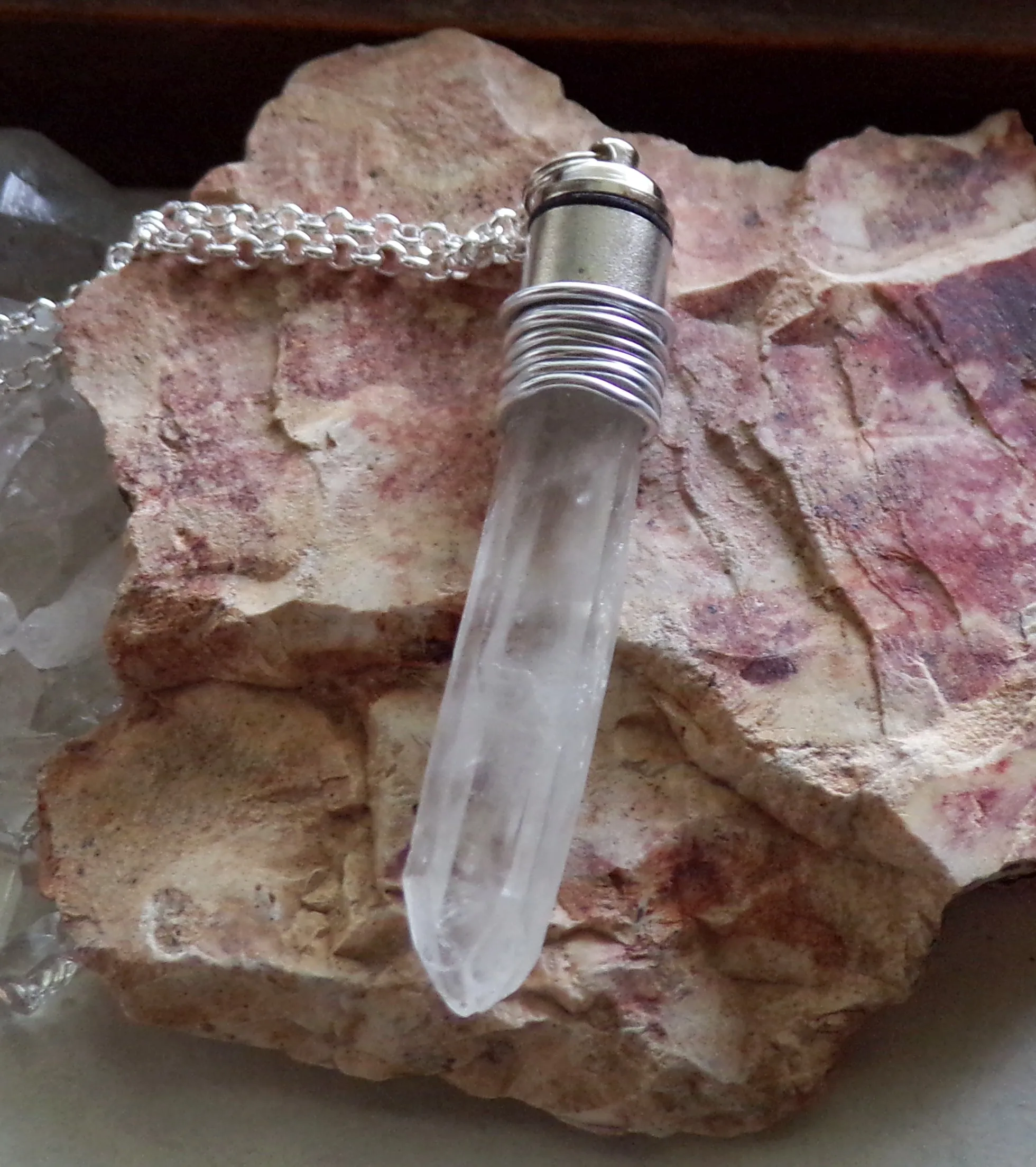 LED Light Up Hot Pink Quartz Crystal Pendant Necklace