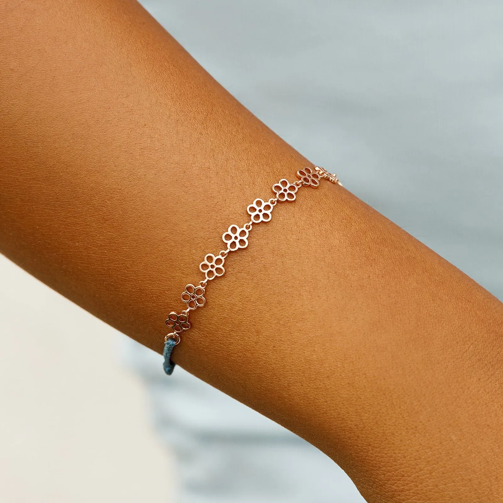 Metal Mini Daisy Chain Bracelet