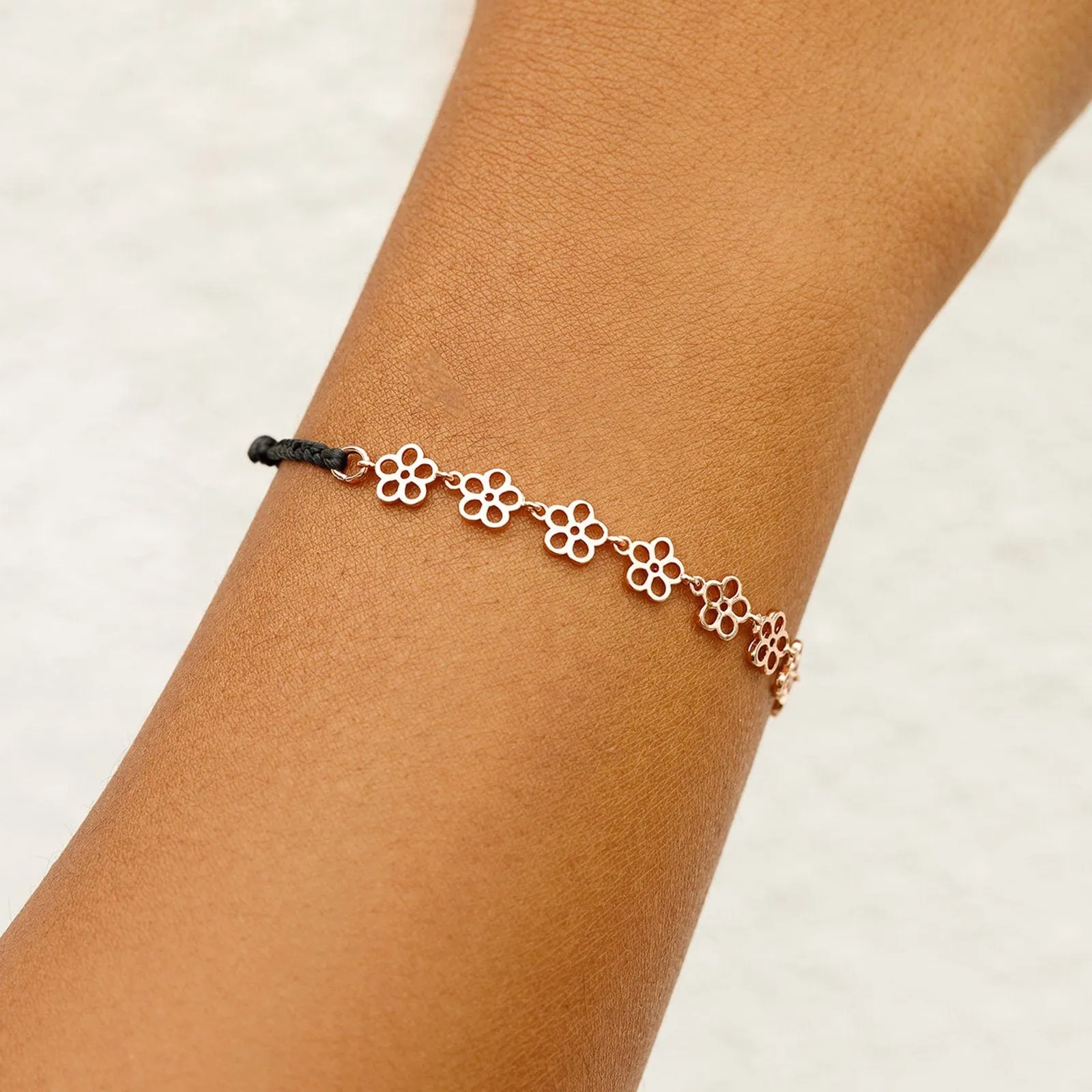 Metal Mini Daisy Chain Bracelet